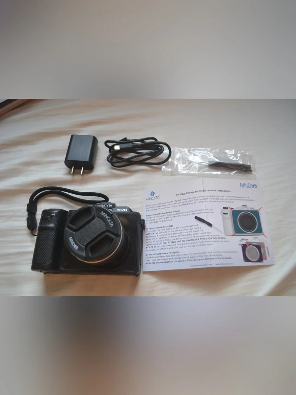 Minolta MND65 Compact Digital Camera - Black